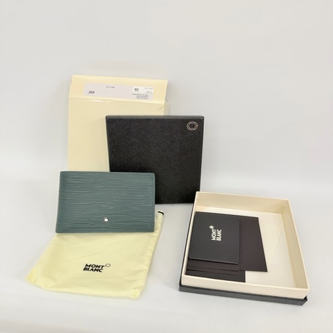 Mont blanc 綠色4810系列8卡短夾