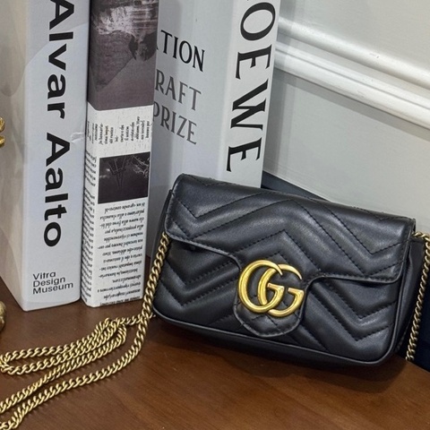GUCCI 476433  黑金MARMONT SUPER MINI 包