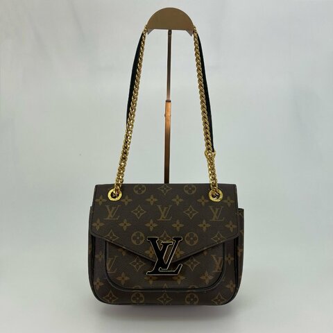 LV M45592/晶片款 黑琺PASSY郵差包