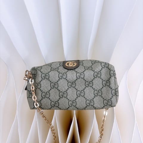 Gucci 老花化妝包 已穿鏈條可背