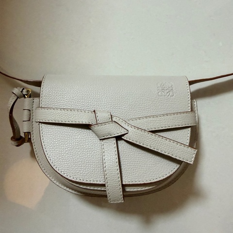 Loewe mini gate燕麥色