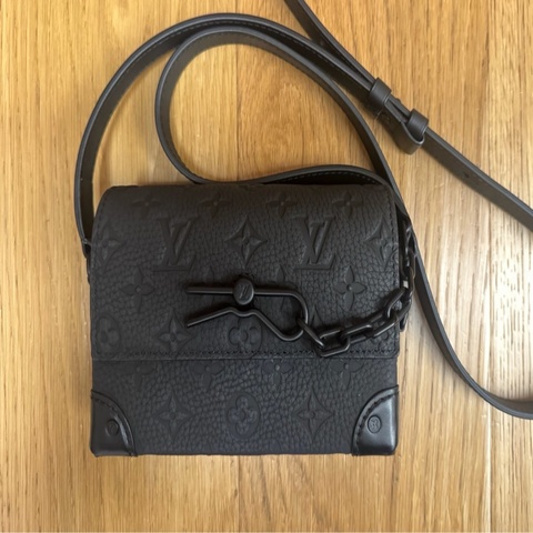 LV steamer M81746