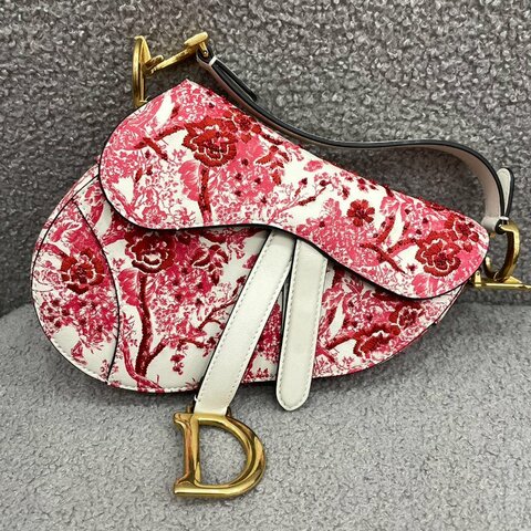 【人氣款】迪奧 Dior Saddle 馬鞍包 小號 紅色刺繡 牛皮 金扣