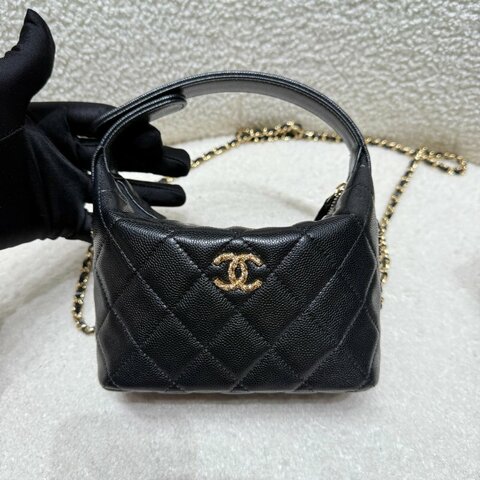 Chanel香奈兒 浮雕水鑽金扣飯盒包手提包斜挎包 黑色