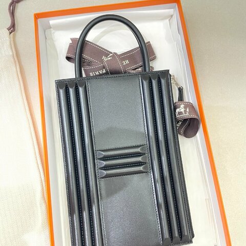 愛馬仕 Hermès 鎖頭包 黑色 Swift皮 銀扣｜全新｜U刻