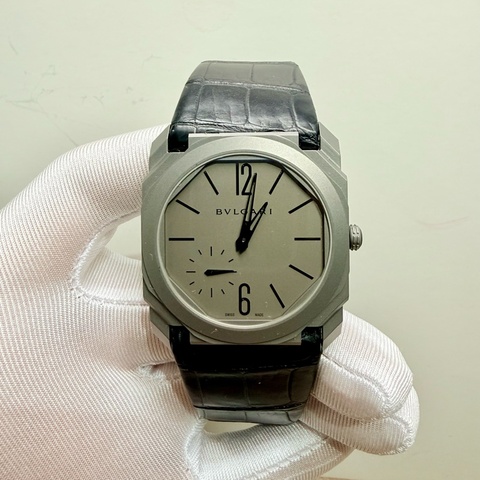 BVLGARI Octo Finissimo 102711 鈦金屬超薄自動機械 40mm 抵玩首選