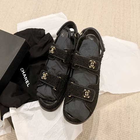 CHANEL 魔鬼氈涼鞋 39號