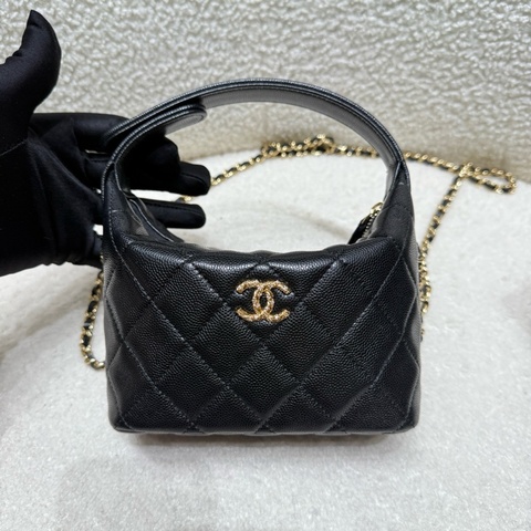 Chanel香奈兒 浮雕水鑽金扣 飯盒包手提包斜挎包 黑色