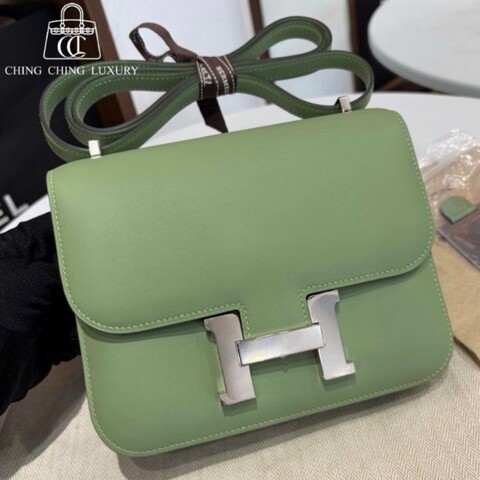 🌈Hermes💚Mini constance 19💚牛油果綠色銀扣💚全新閑置🌈Swift皮🌟Stamp B🌟有鏡款🌟miniconstance🌟constance19🌟愛馬仕🌟
