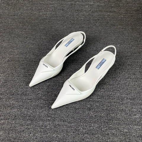 Prada 白色小貓高跟 尺碼：36.5碼