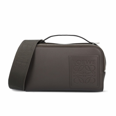Loewe 男士 Logo 貼片迷你相機包均碼碼18cm*8.5cm*13cm