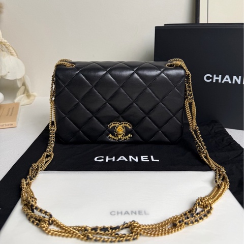 Chanel香奈兒 黑色 鴛鴦扣瀑布鏈條包