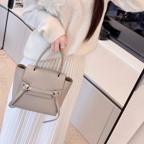 CELINE 97新 荔枝紋nano鯰魚包 尺寸20*18