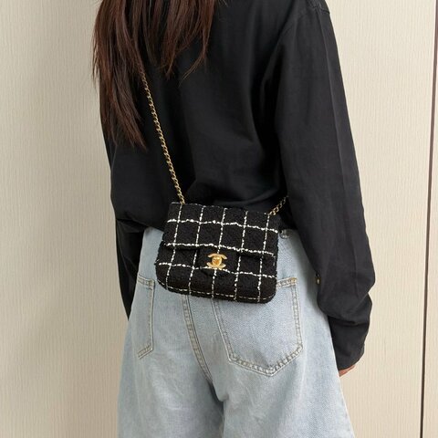 CHANEL 23k毛呢金球方胖子17*12*8 98新配件盒子 塵袋 購證