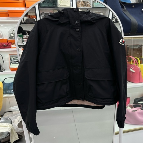 Moncler 蒙口 黑色連帽風衣外套  3碼