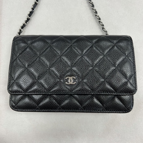 Chanel 香奈兒黑色荔枝牛皮銀釦磁扣woc