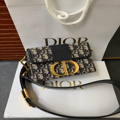 Dior蒙田 mini box
