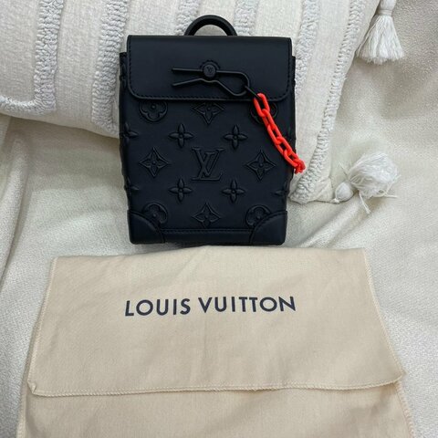 【全新】路易威登 Louis Vuitton Steamer 浮雕壓紋 黑色 牛皮 黑／橘五金｜芯片