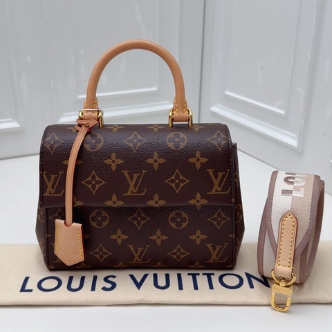 LV 路易威登 Cluny 經典老花芯片款Mini克魯尼