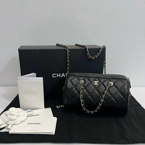 Chanel 牛皮荔枝保齡球包