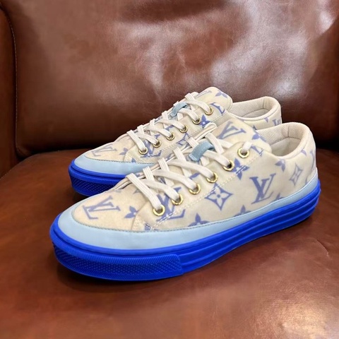 LV 白藍滿印logo板鞋36碼 成色如圖