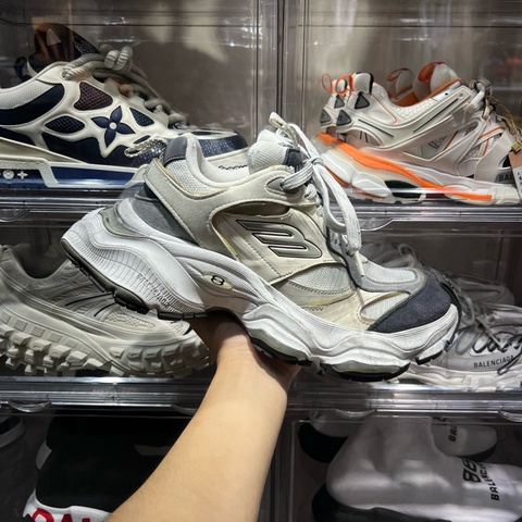 巴黎世家 Cargo 灰白Eu39