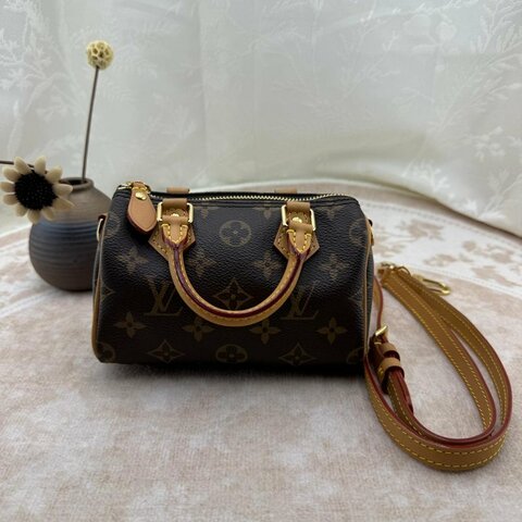正品 LV 老花 Speedy 手提單肩斜挎枕頭包