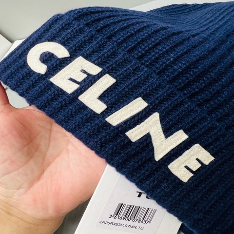Celine 毛帽