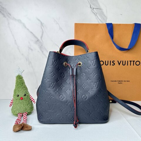 LV NEONOE MM皮革壓花水桶包