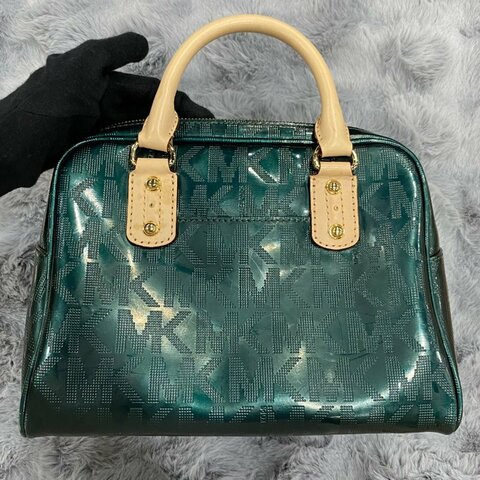 MICHAEL KORS Monogram 祖母綠漆皮手提包