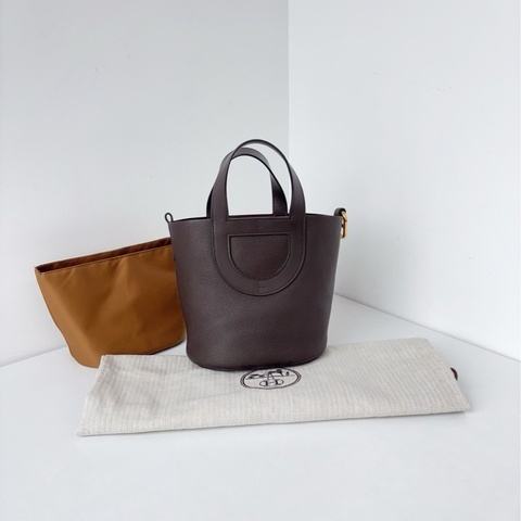 【近新閒置品】Hermes 愛馬仕 in the loop 深棕色金扣豬鼻子手提菜籃子18 B刻
