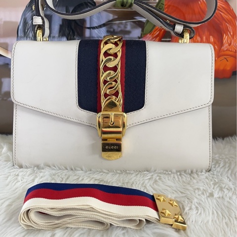 Gucci/古馳 中號sylive 白色塞爾維亞 雙肩帶 尺寸25x16cm