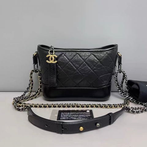 🌷甜價僅此一顆！Chanel 香奈兒Gabrielle 流浪包 黑金小號保卡款