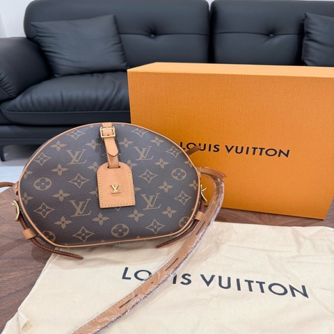 LOUIS VUITTON Boite Chapeau Souple 老花满印 涂层帆布 单肩包 大号 女款 棕色