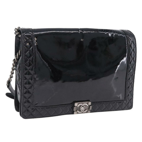 香奈兒 (CHANEL) Matelasse Boy Chanel 鏈條包，漆皮黑色 CC 正品 ka5793V