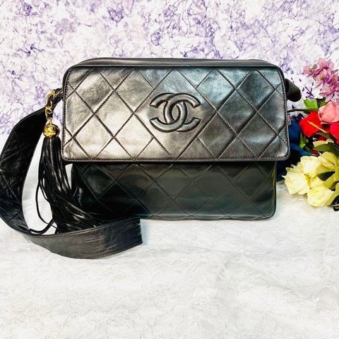❤️ 收藏級 VINTAGE ✨ CHANEL 黑色菱格紋流蘇相機包 ❤️