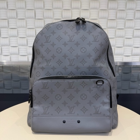 LV Discovery全皮壓紋雙肩包 芯片款 灰色 尺寸：31*40*23