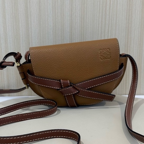 LOEWE/羅意威 mini gate 馬鞍包焦糖棕色單肩斜挎包