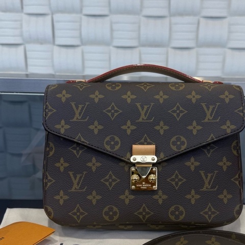 路易威登/LV 老花郵差包 經典款 25年芯片款pvc尺寸25 x 19 x 7