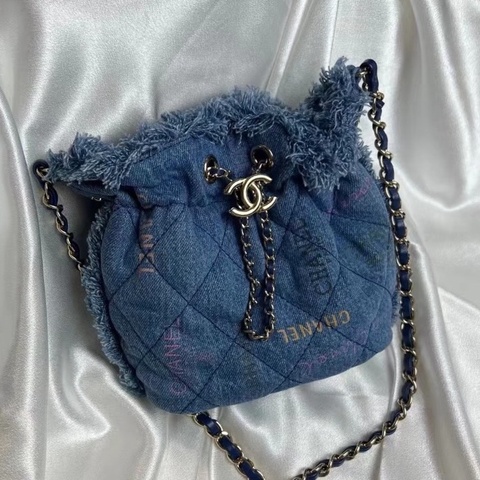 全配99新💙#香奈兒 #22P金扣 #牛仔塗鴉水桶 #晶片款