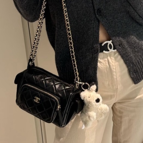 全新全配🖤#香奈兒 #黑金小號 #相機包 #晶片款