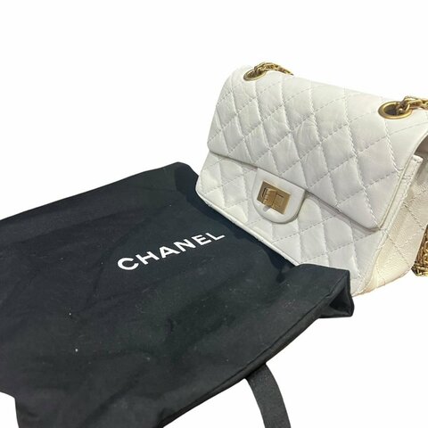 【美收精品】CHANEL 經典 2.55 Reissue 菱格紋白色金扣皮革鍊帶包 / 肩背包 6-898 【隔月月中將轉賣至日本 上架期限30天】