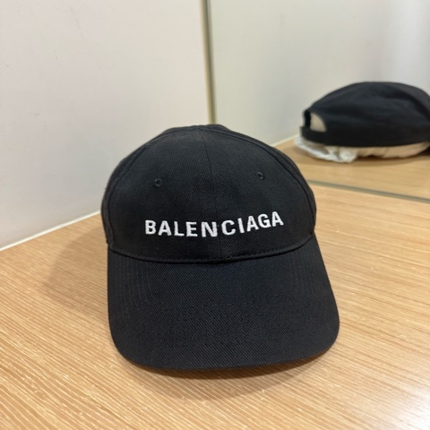 Balenciaga 巴黎世家帽子