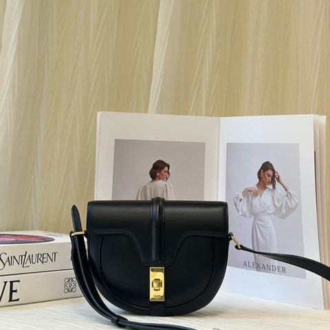 Celine 盾牌 黑金box馬鞍包