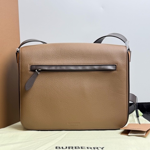 博柏利 Burberry  男款郵差包 斜挎包