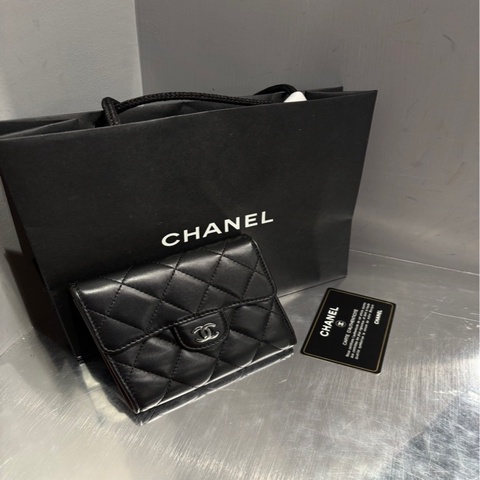 Chanel 羊皮三折錢包｜Classic Trend CT精品｜台北東區實體