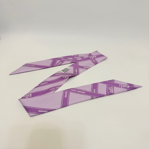 Hermes 淡紫色緞帶Twilly