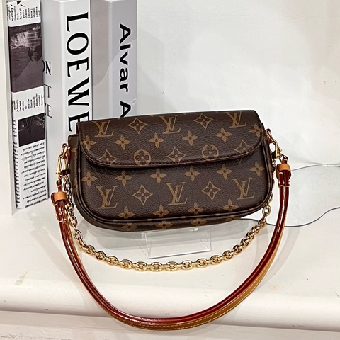 LV M81911/晶片款 老花IVY 金鍊包
