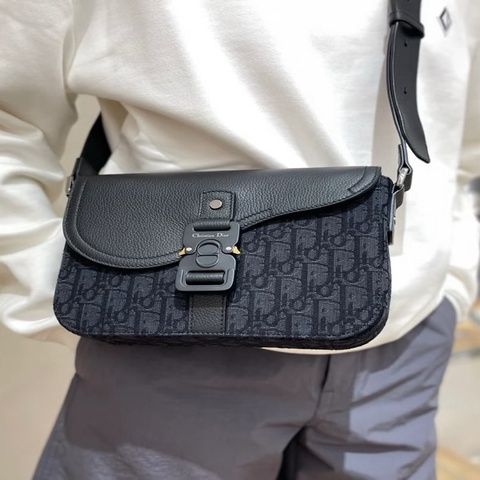 Dior迪奧 Oblique 馬鞍翻蓋信使包 小號