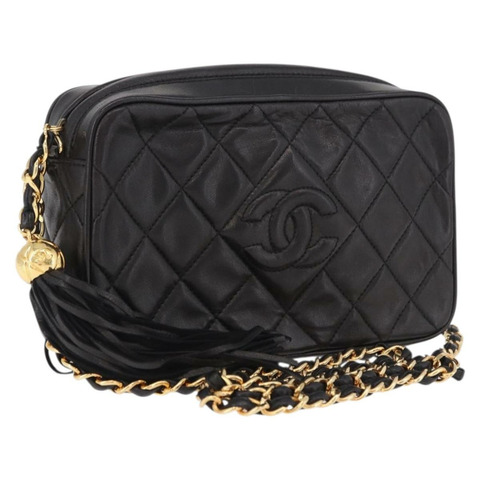 香奈兒 (CHANEL) 絎縫鏈條肩背包，羊皮材質，黑色，金色雙C標誌，正品編號 200580V